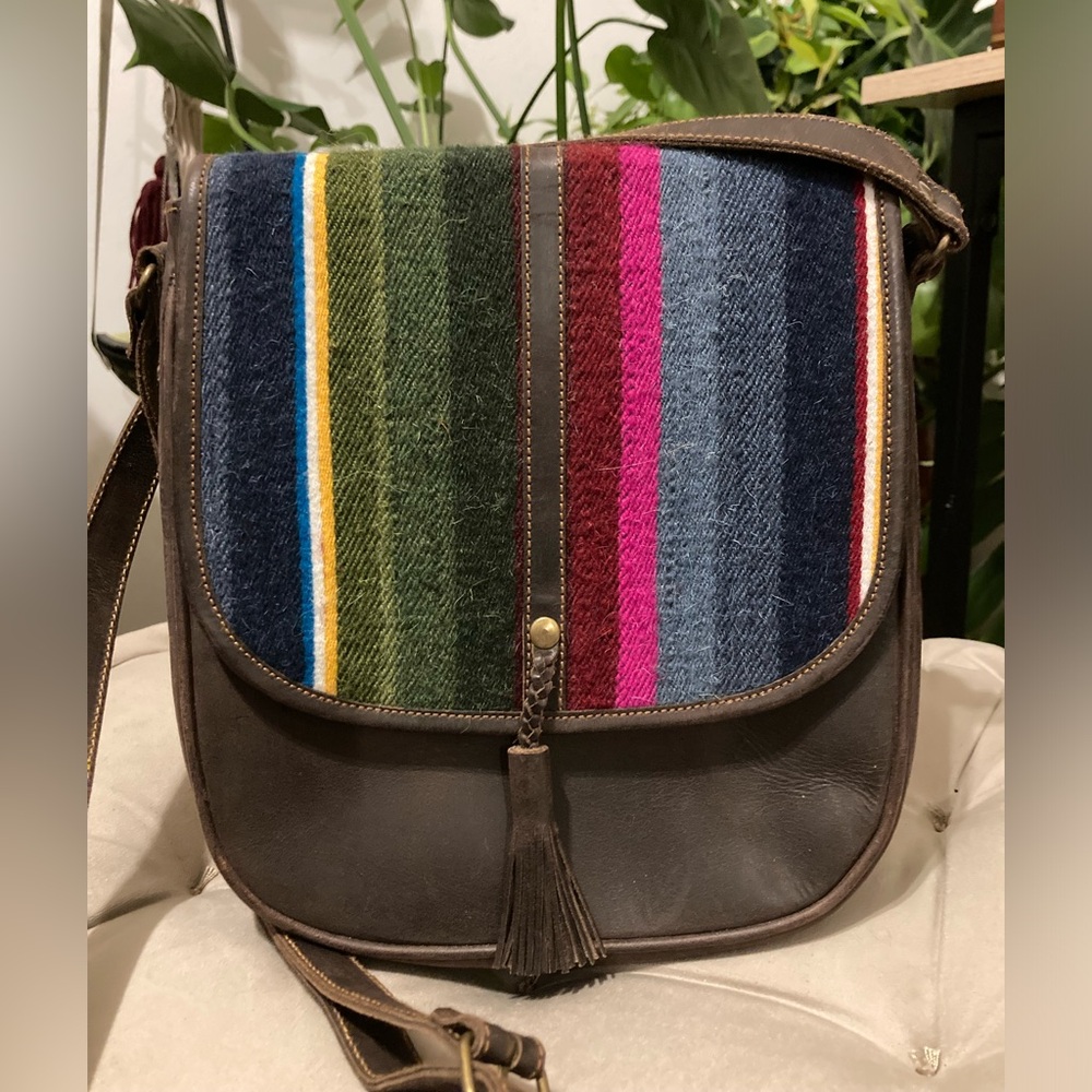 The White Yak Brown Leather Aztec saddlebag